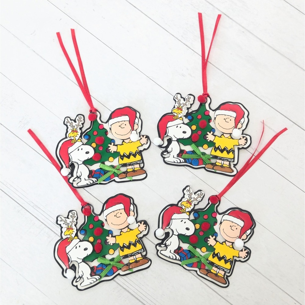 Peanuts Charlie Brown Snoopy Christmas Gift Tags Ornaments Scrapbook Set of 4
